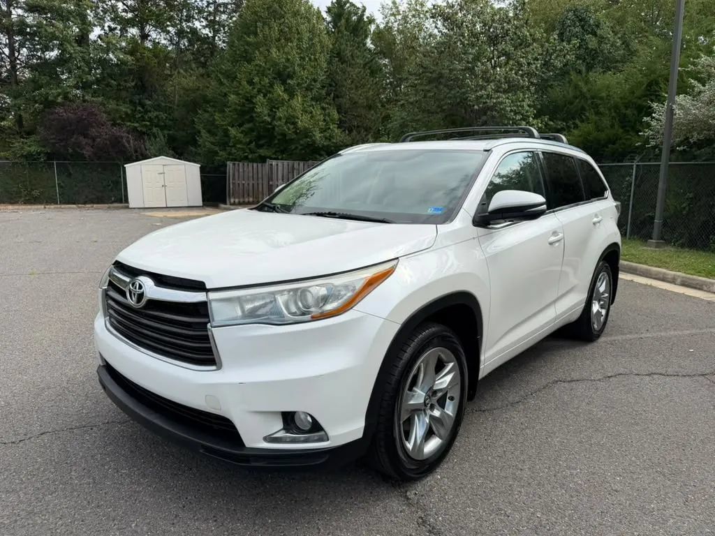 Used 2016 Toyota Highlander Limited AWD/4WD image 1