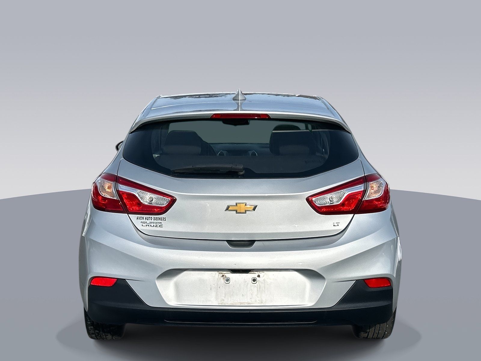 Used 2017 Chevrolet Cruze LT w/ Convenience Package FWD image 4