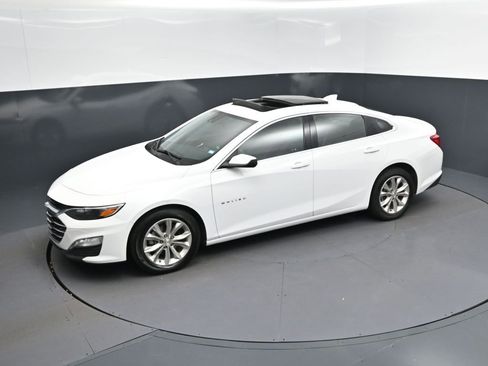 Used 2024 Chevrolet Malibu LT FWD image 32