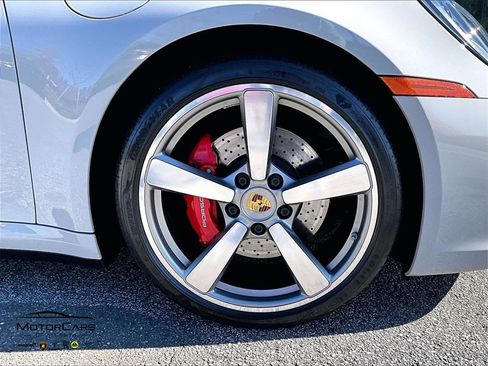 Used 2021 Porsche 911 Carrera S image 30