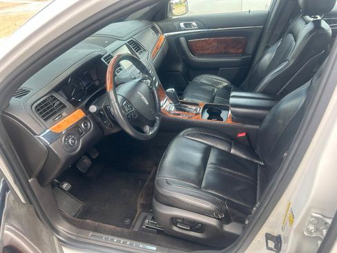 Used 2014 Lincoln MKS AWD w/ Equipment Group 201A image 10