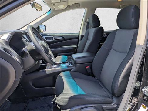 Used 2019 Nissan Pathfinder S FWD image 15