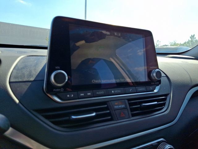 Used 2022 Nissan Altima 2.5 SV FWD image 18