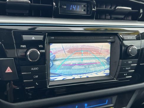 Used 2016 Toyota Corolla S image 17