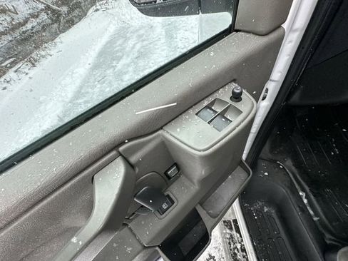 Used 2023 GMC Savana 2500 w/ Driver Convenience Package image 17
