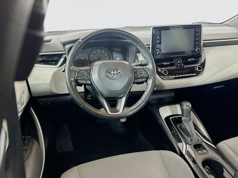 Used 2020 Toyota Corolla SE w/ SE Premium Package image 18