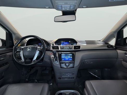 Used 2016 Honda Odyssey Touring Elite image 29