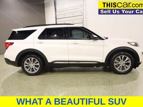 Used 2023 Ford Explorer XLT w/ Equipment Group 202A RWD image 8