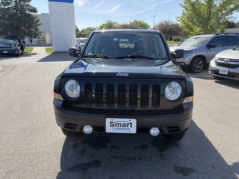 Used 2015 Jeep Patriot High Altitude AWD/4WD image 2
