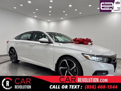 Used 2019 Honda Accord Sport image 1
