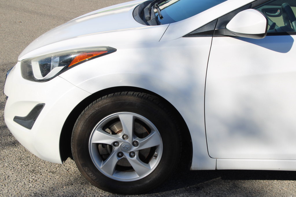 Used 2015 Hyundai Elantra SE FWD image 7