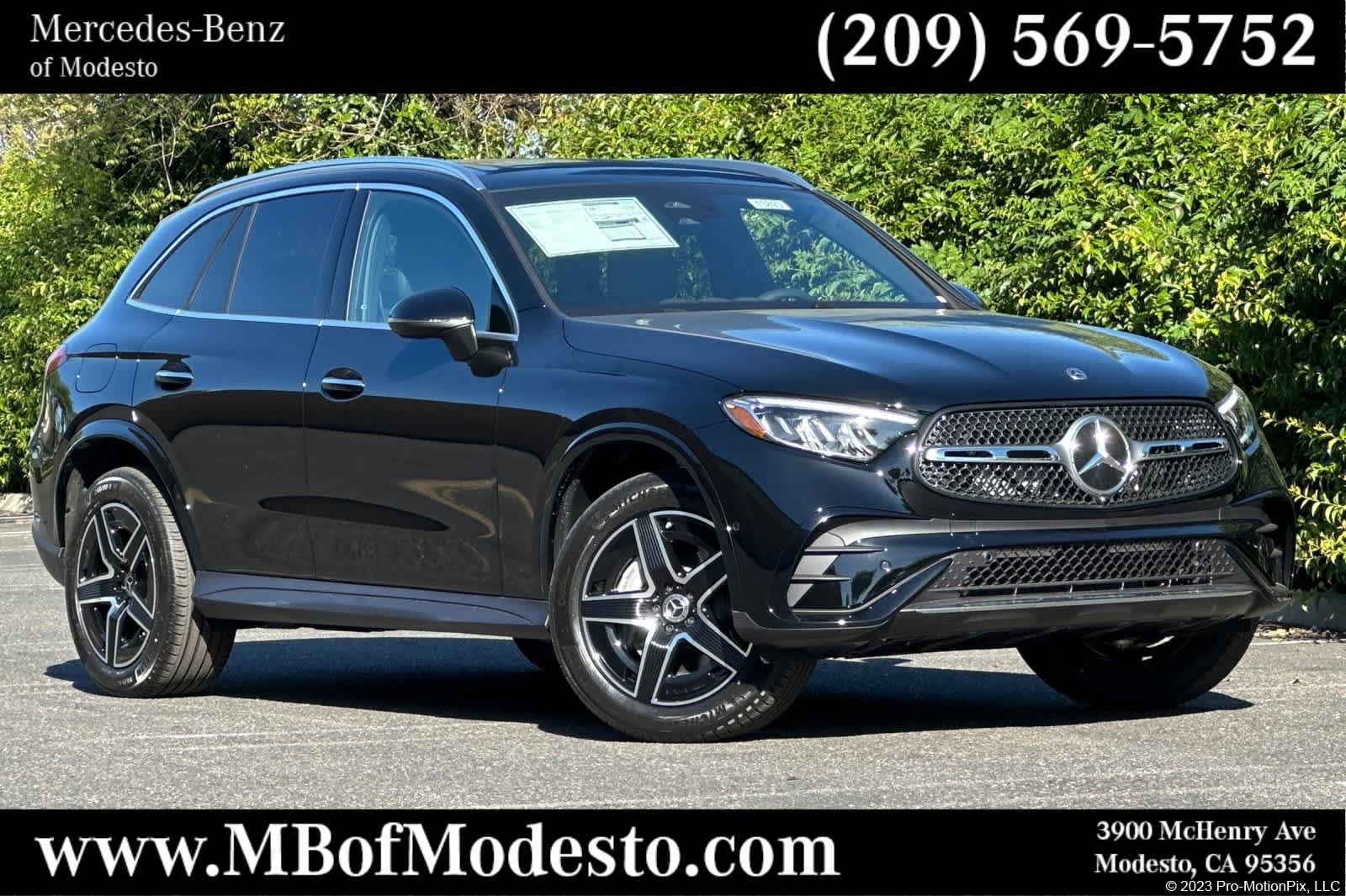 Certified 2026 Mercedes-Benz GLC 300 4MATIC image 1