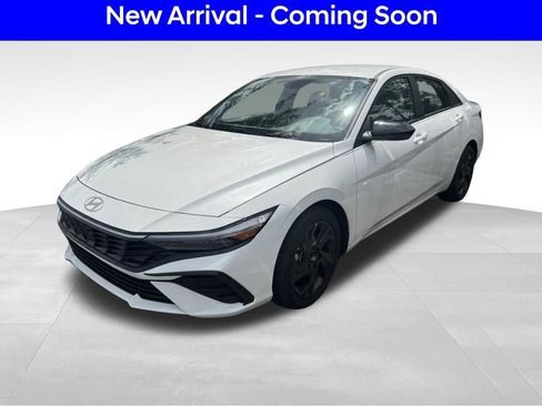 Used 2026 Hyundai Elantra Sport FWD image 1