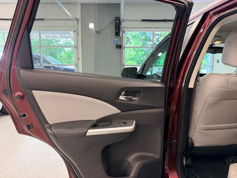 Used 2015 Honda CR-V EX-L image 17