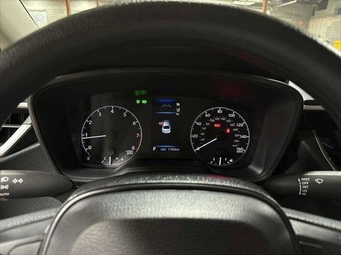 Certified 2025 Toyota Corolla LE image 30