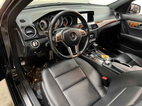Used 2012 Mercedes-Benz C 250 Sedan image 5