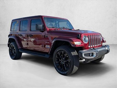 Used 2021 Jeep Wrangler Unlimited Sahara image 3