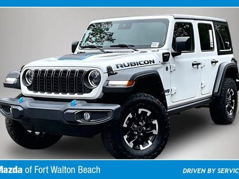 Used 2024 Jeep Wrangler Unlimited Rubicon 4xe AWD/4WD image 2