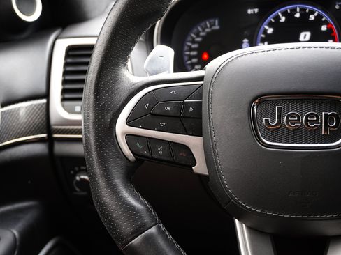Used 2018 Jeep Grand Cherokee Trackhawk AWD/4WD image 18