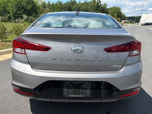 Used 2020 Hyundai Elantra Limited w/ Ultimate Package 03 FWD image 2