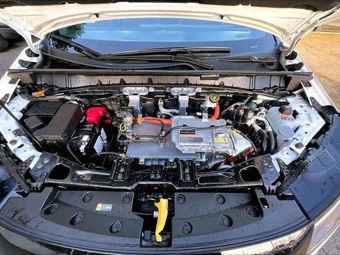 New 2026 Nissan Leaf SV+ w/ Floor Mat Package (SV+) FWD image 12