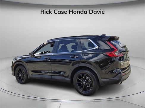 Certified 2025 Honda CR-V Sport image 8