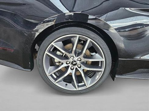 Used 2015 Ford Mustang GT Premium w/ Equipment Group 401A RWD image 18