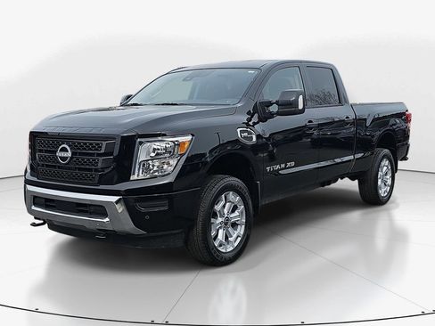 Used 2024 Nissan Titan SV w/ SV Convenience Package image 10