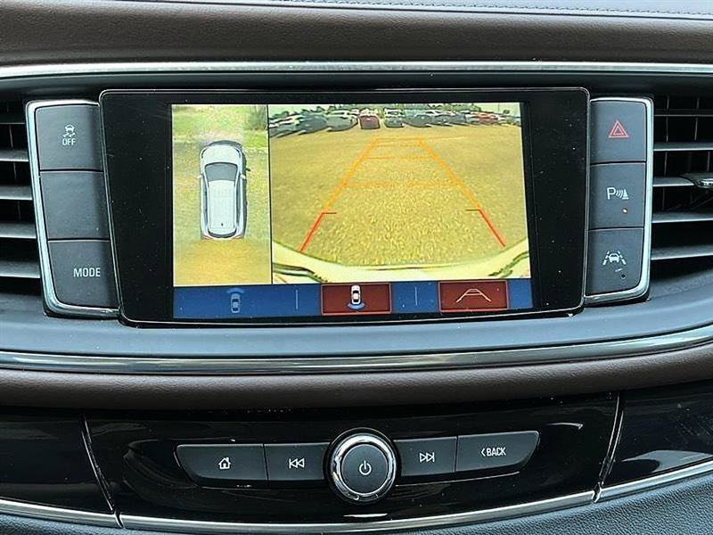 Used 2019 Buick Enclave Avenir w/ Avenir Technology Package FWD image 30