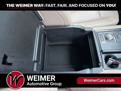 Used 2023 Ford Expedition XLT AWD/4WD image 37