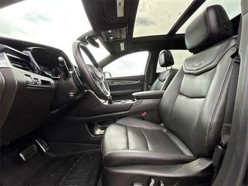 Used 2022 Cadillac XT5 Sportv image 11