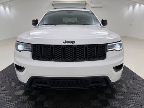 Used 2021 Jeep Grand Cherokee Freedom Edition AWD/4WD image 2