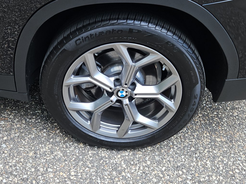 Used 2024 BMW X3 xDrive30i w/ Premium Package AWD/4WD image 8