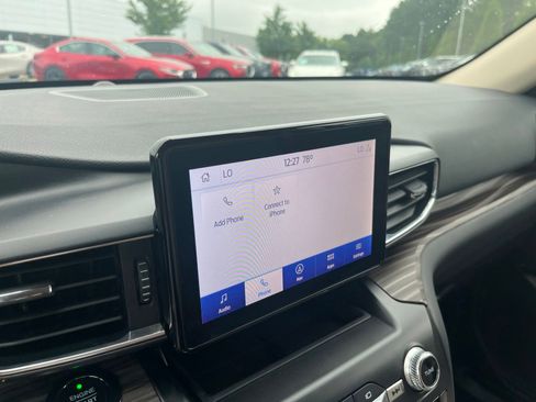 Used 2020 Ford Explorer Limited RWD image 26