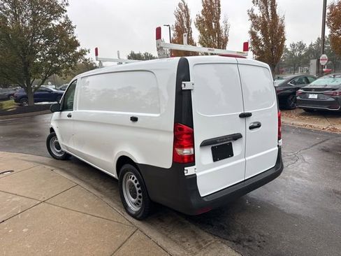 Used 2023 Mercedes-Benz Metris image 5