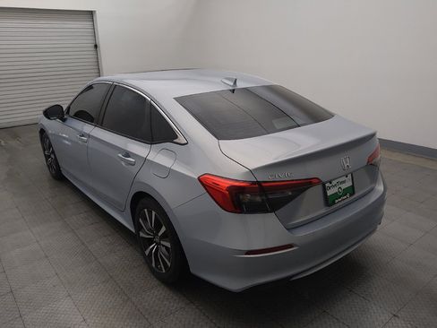 Used 2022 Honda Civic EX image 5