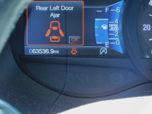 Certified 2022 Ford Edge Titanium image 17