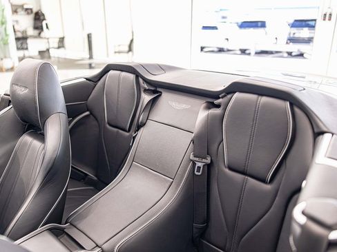 Used 2012 Aston Martin Virage Volante image 21