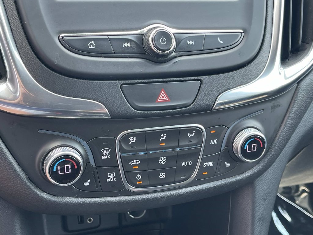 Used 2018 Chevrolet Equinox LT FWD image 31