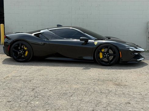Used 2021 Ferrari SF90 Stradale AWD/4WD image 27