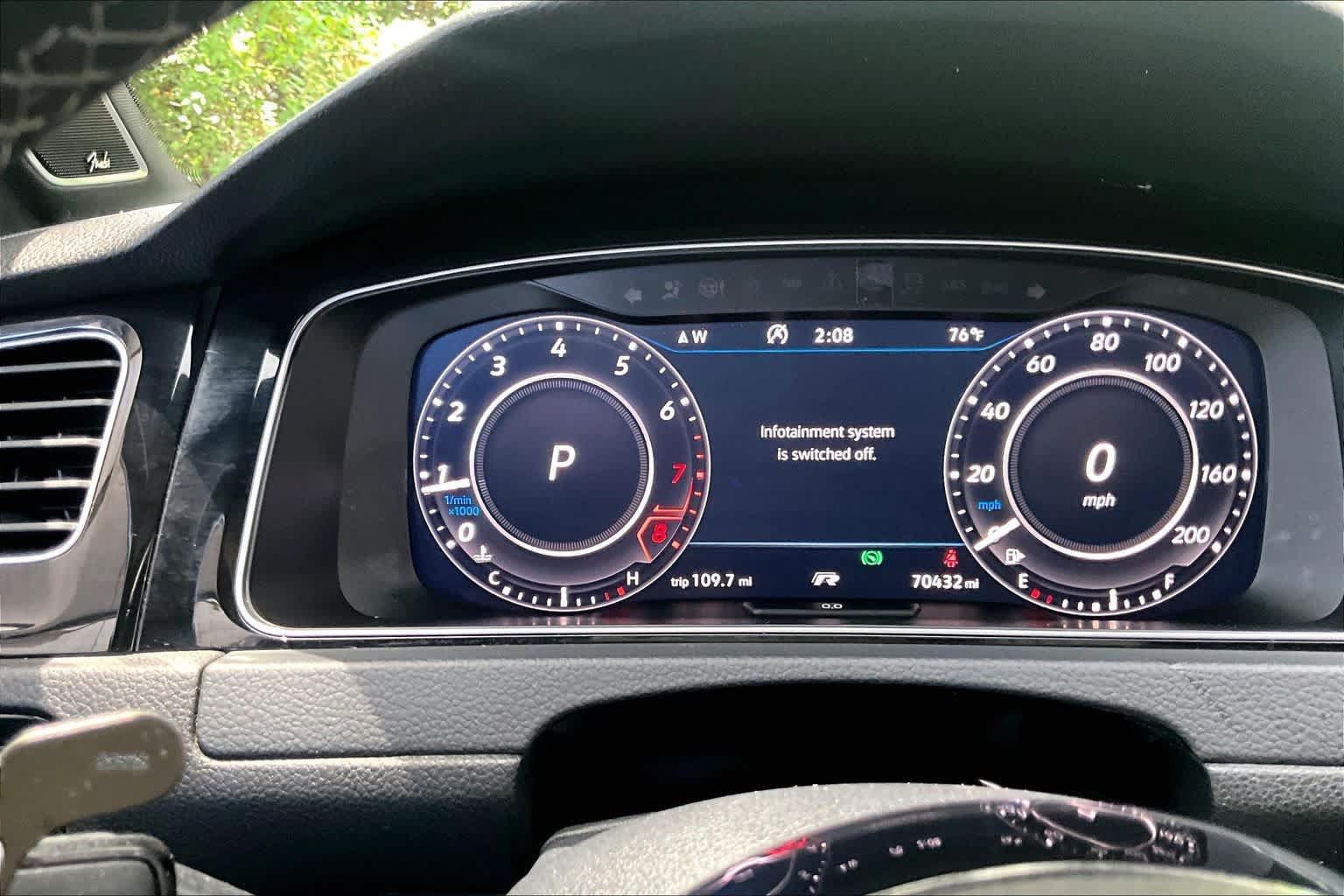 Used 2018 Volkswagen Golf R 4-Door AWD/4WD image 26