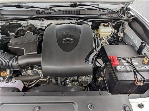 Used 2021 Toyota Tacoma TRD Off-Road w/ Technology Package image 21