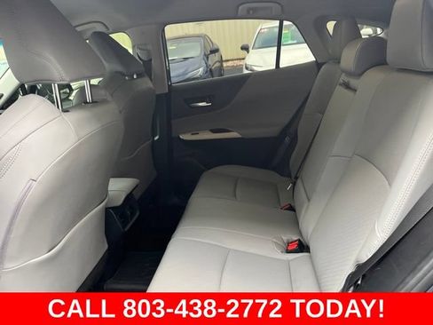 Used 2021 Toyota Venza XLE w/ Softex Package AWD/4WD image 12