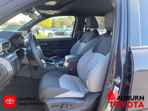 Used 2024 Toyota Tacoma TRD Off-Road w/ TRD Off Road Upgrade Package AWD/4WD image 33