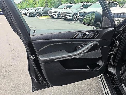 Used 2024 BMW X5 sDrive40i RWD image 11