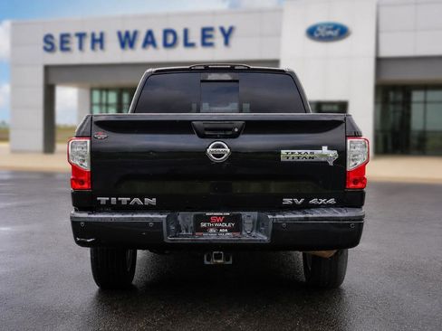 Used 2017 Nissan Titan SV AWD/4WD image 39