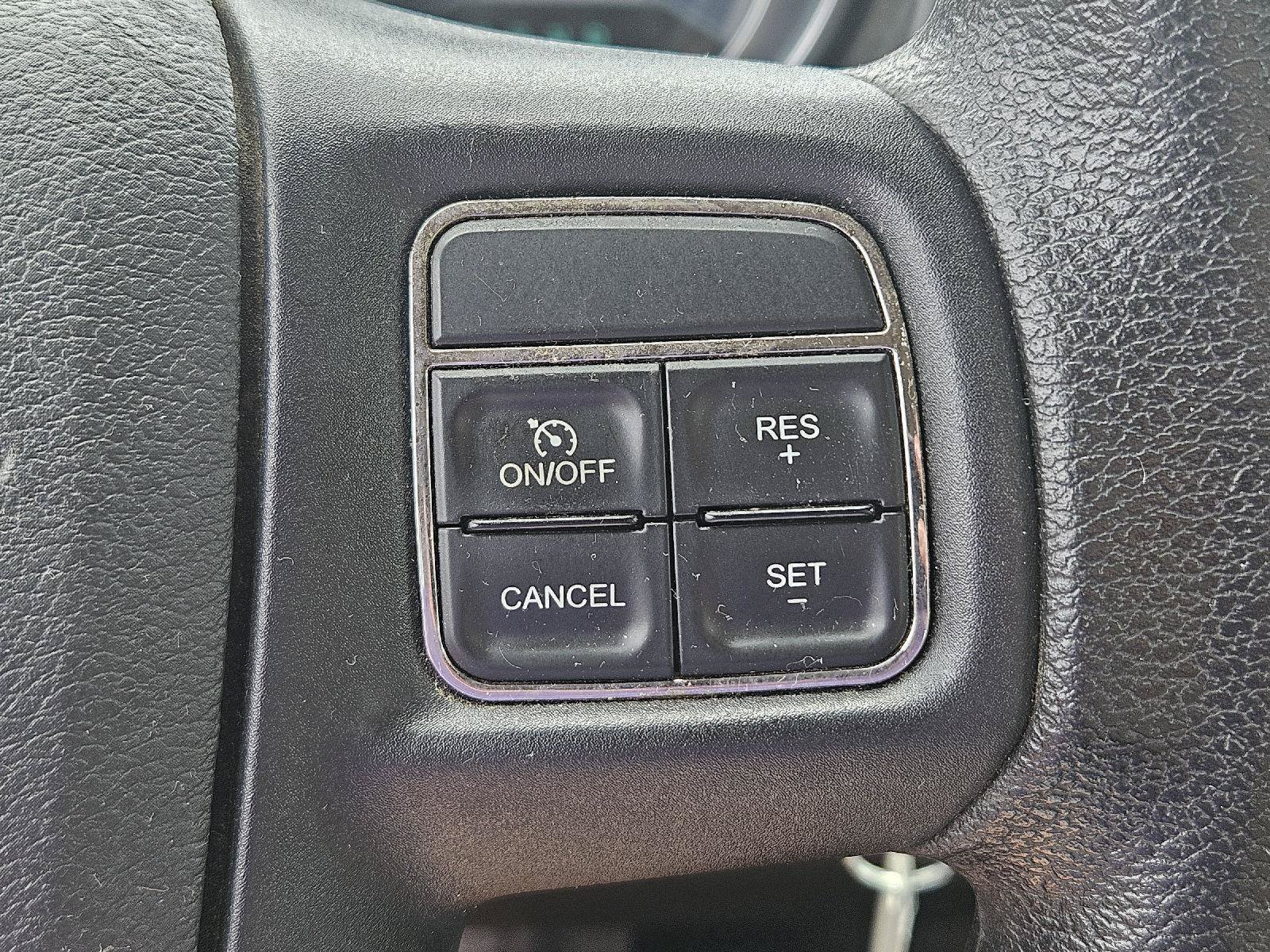 Used 2013 Chrysler 200 LX FWD image 9