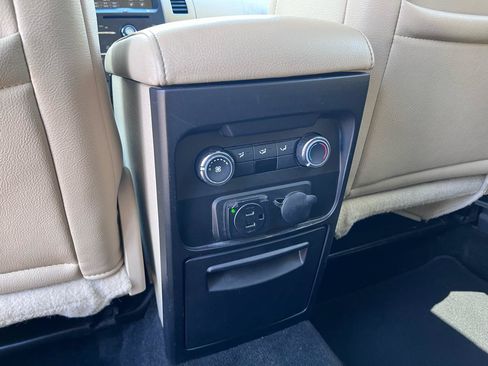 Used 2013 Ford Flex SEL AWD/4WD image 16