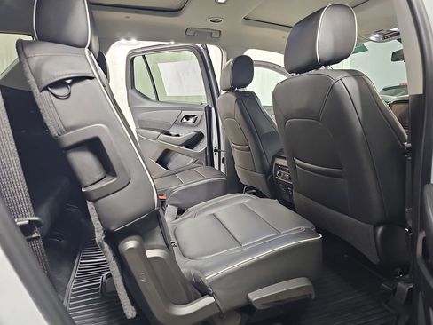 Certified 2021 Chevrolet Traverse High Country image 14