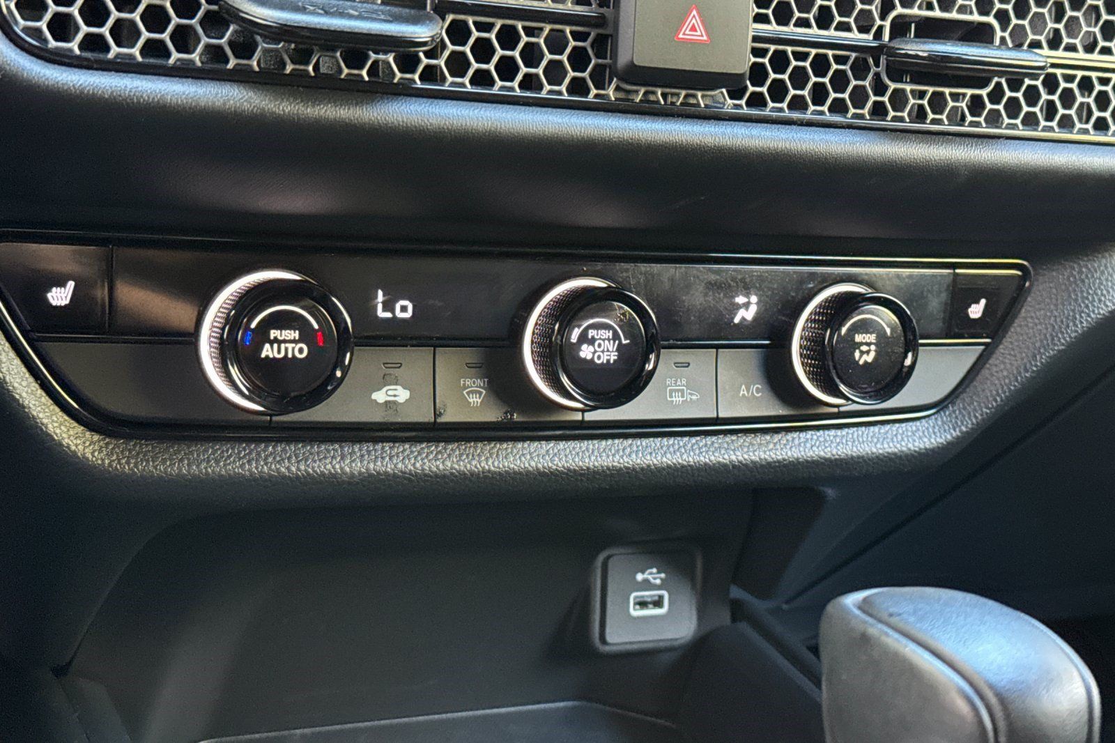 Used 2025 Honda HR-V Sport image 19